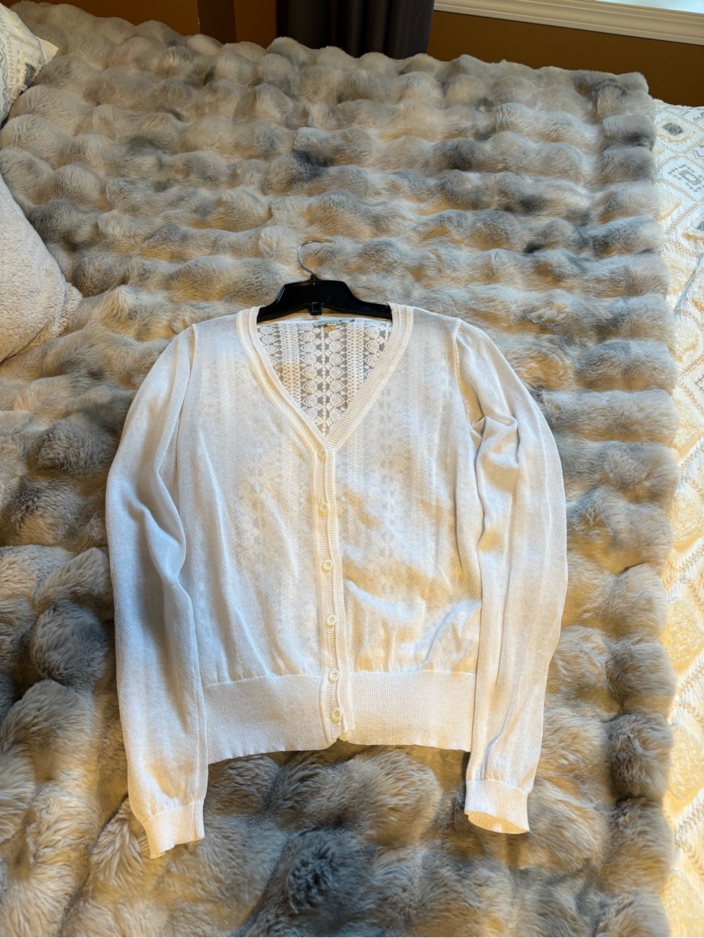 Molly Bracken white V-Neck Button Lace-Back Cardigan